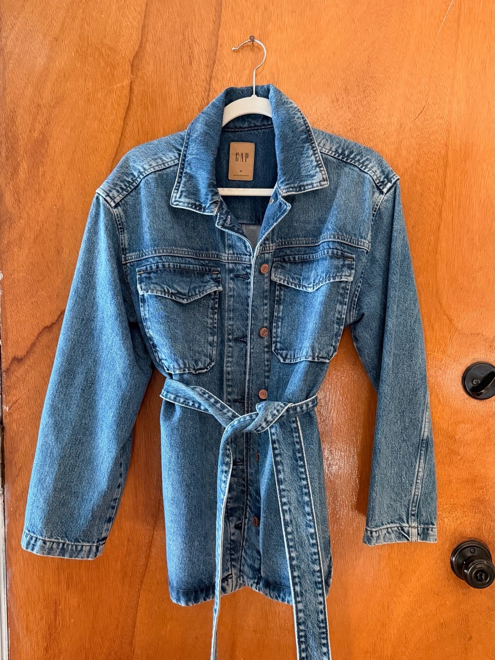GAP Women's Medium Blue Denim Belted Trucker Jacket
